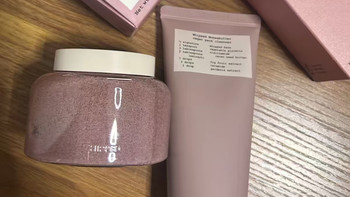 韩网爆火 Whipped 冰淇淋年糕洁面膏｜洁面 + 卸妆 + 泥膜三合一