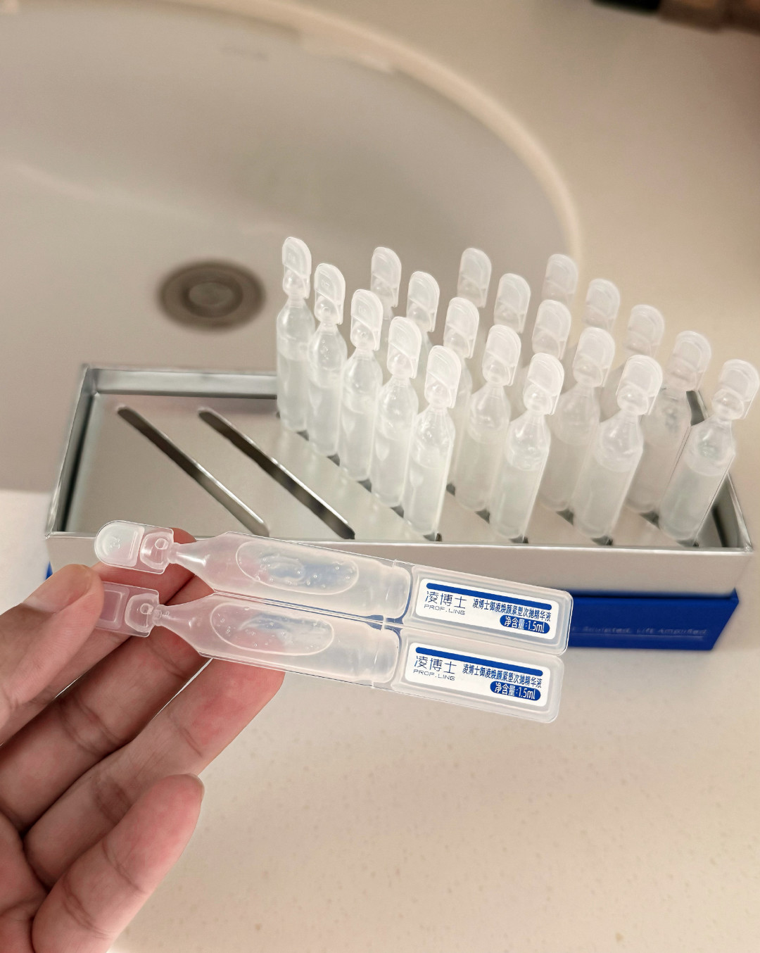 涂抹式水光火了:68.9%透皮率是真的,但“直达真皮”≠水光针,更≠抗老紧致