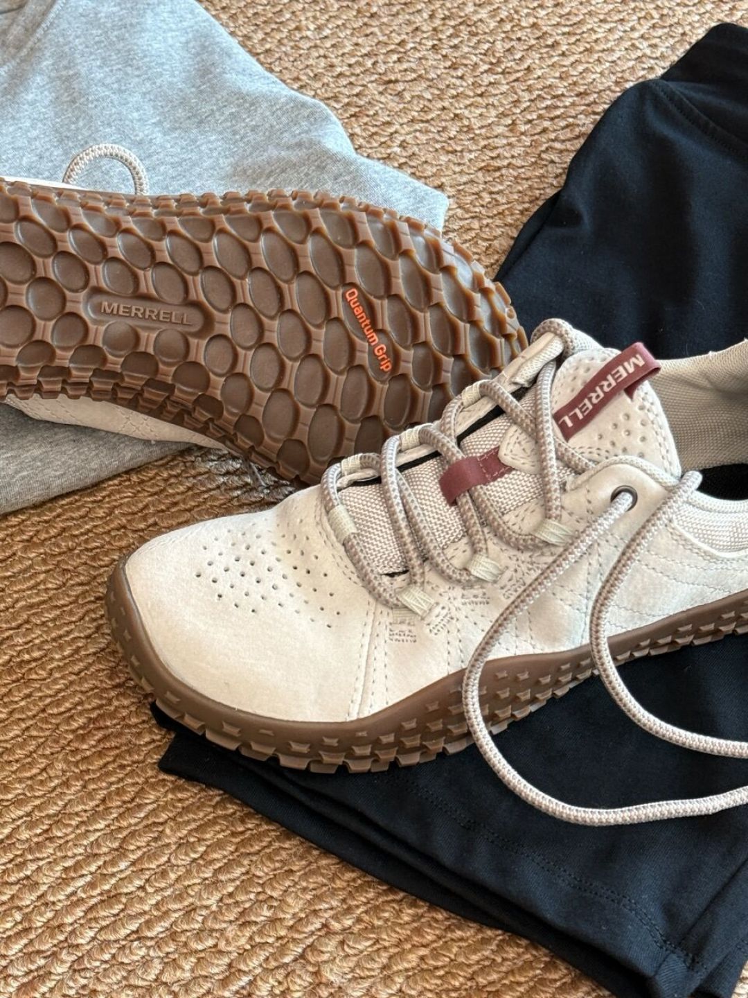迈乐裸足鞋今年彻底爆了,但先看看脚再跟风:Wrapt、Vapor Glove 7、Trail Glove 7 怎么选、怎么避坑
