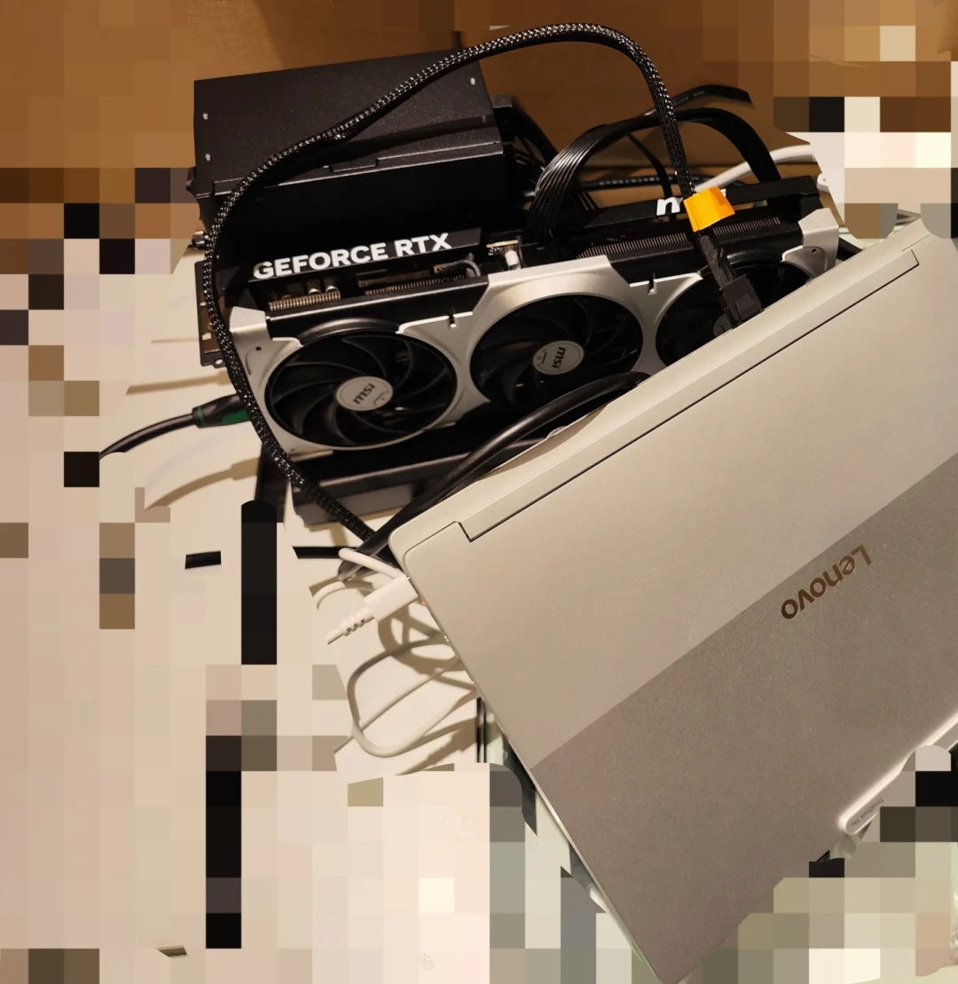 显卡坞最低329元、最高13000元：OCuLink、雷电5、USB4三条路，怎么选看你笔记本的接口