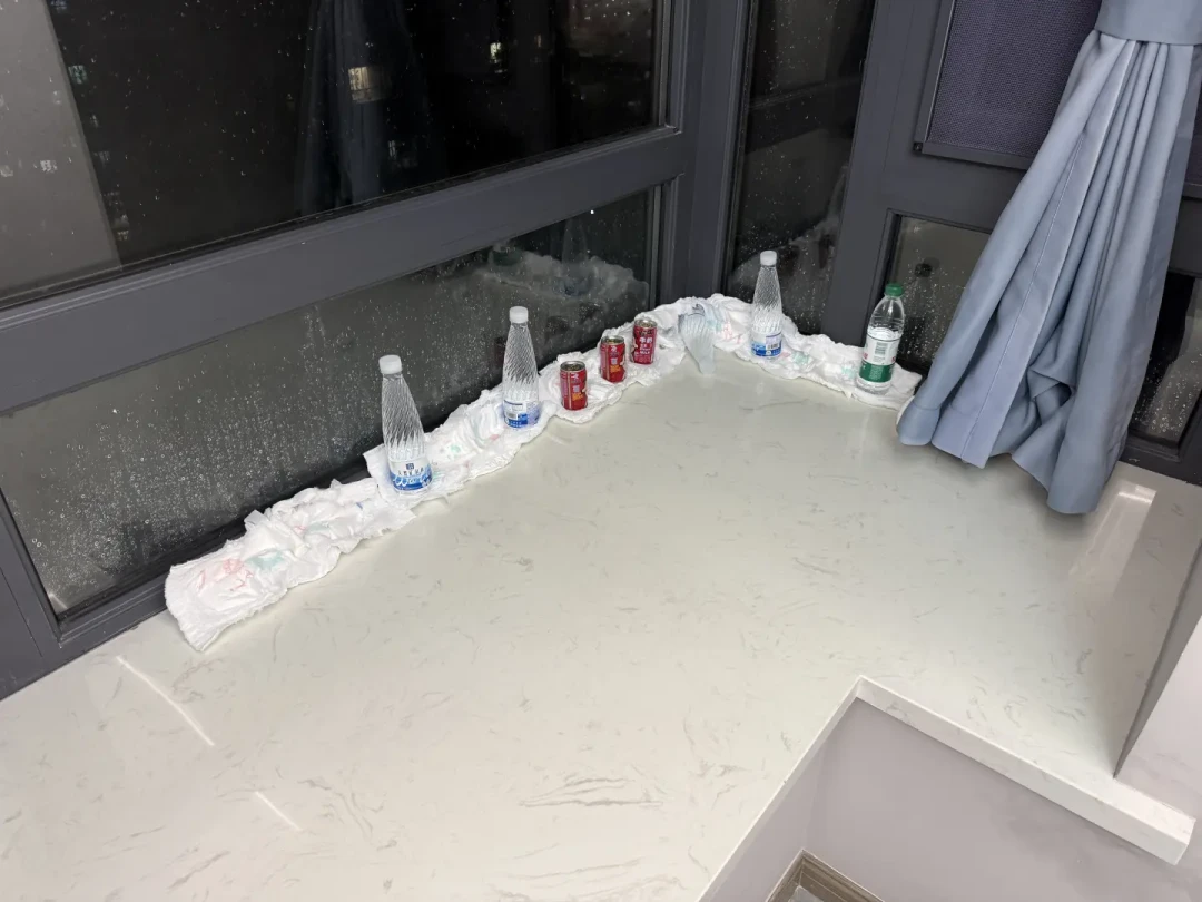 飘窗到底砸不砸？这场台风暴雨替全网验了房，我把三步决策链理清楚了