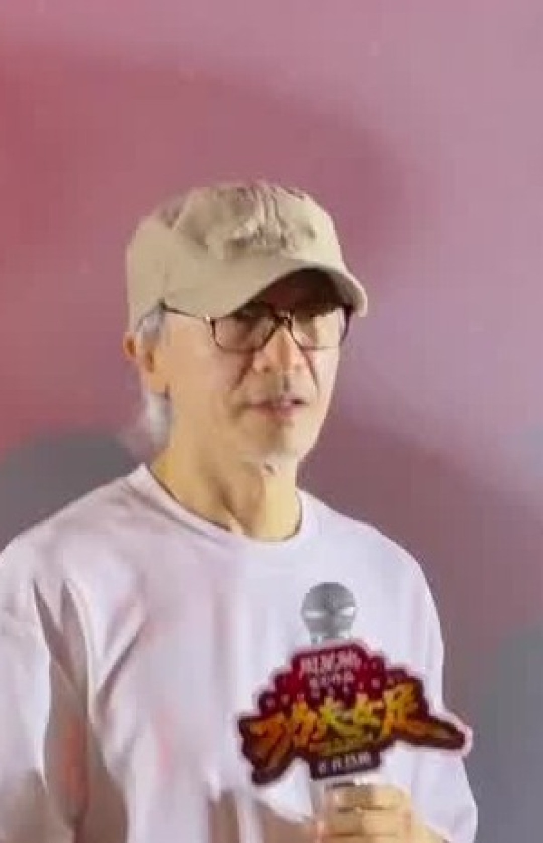 李安13年前评周星驰那句“小孩子的东西”又火了:话是真说过,但版本被改过