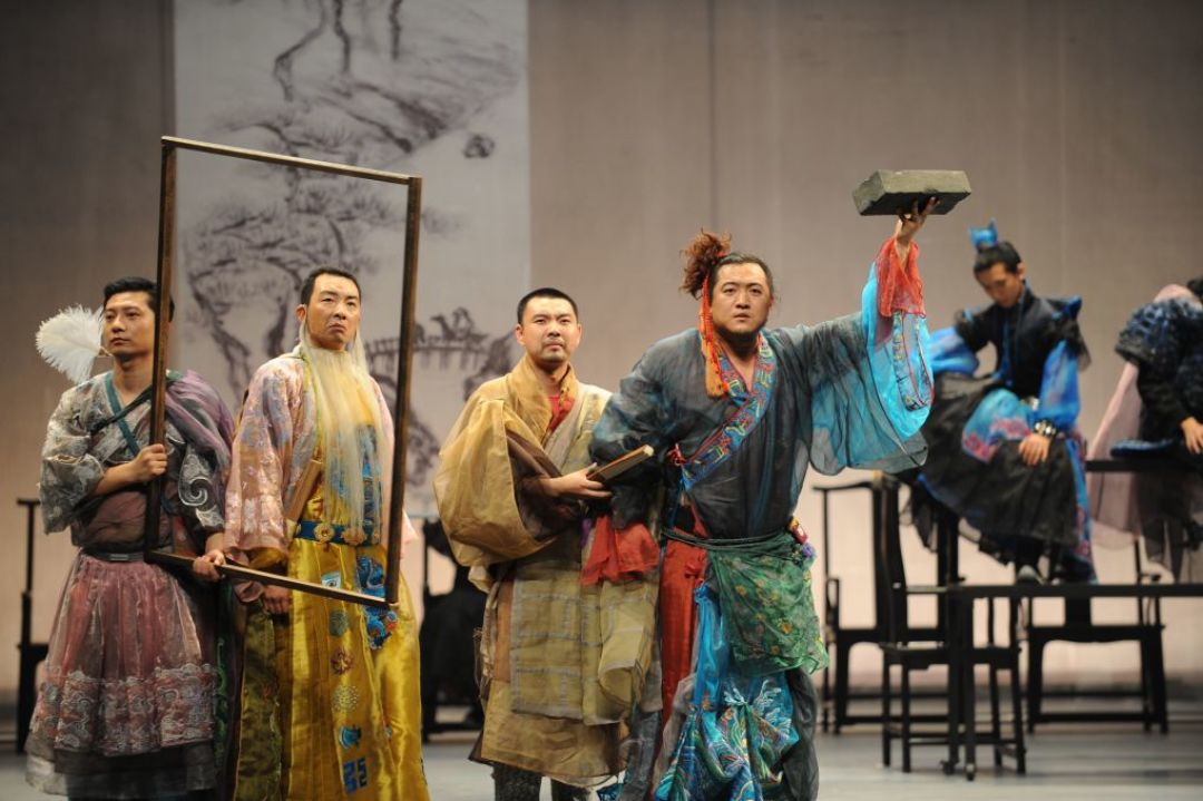 话剧《明朝那些事儿》全国展映:不是真人演出,也不是原著故事,买票前先弄清这3件事