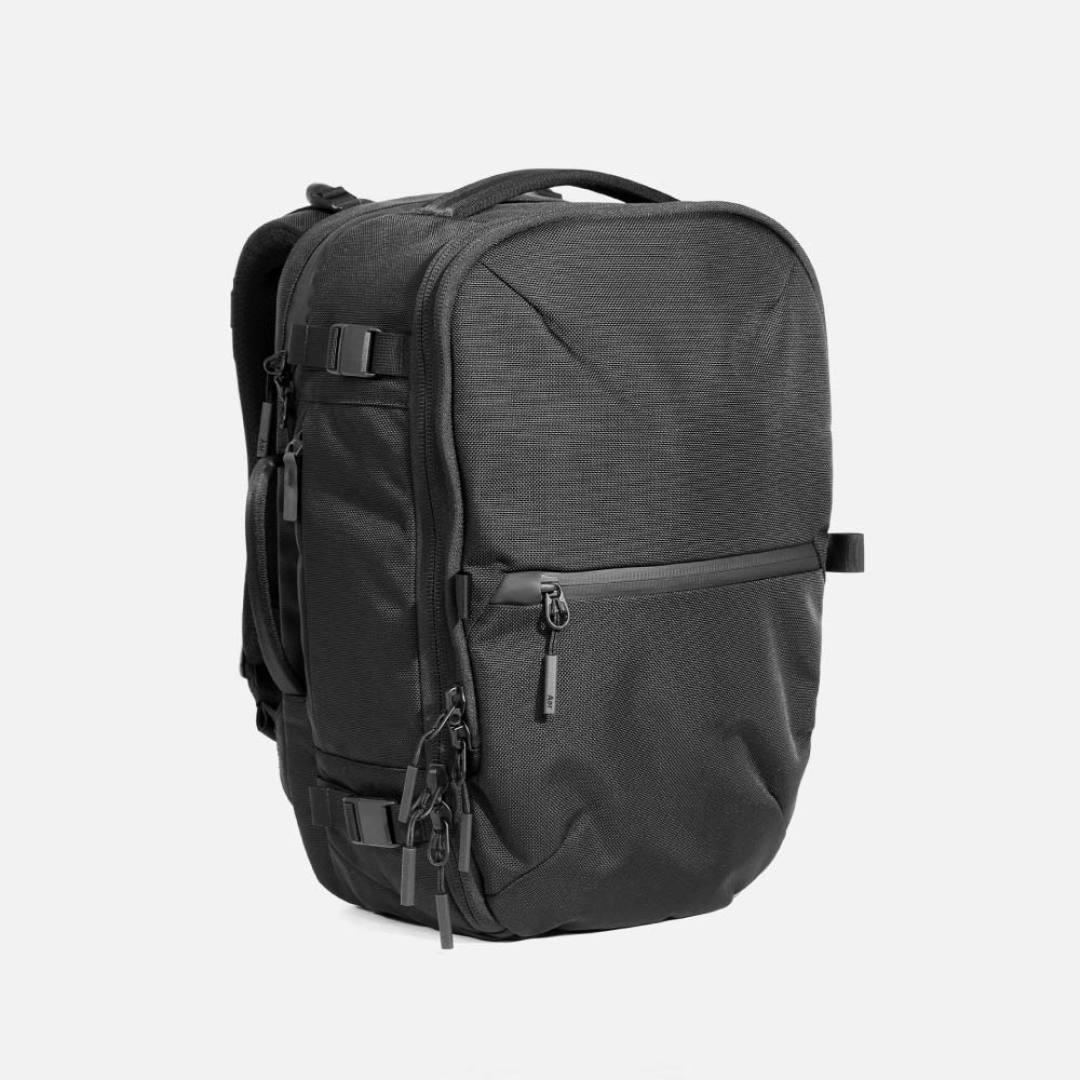 Aer Travel Pack 4上市，三代清仓中：对完官方参数和社区口碑，告诉你哪代更值得买