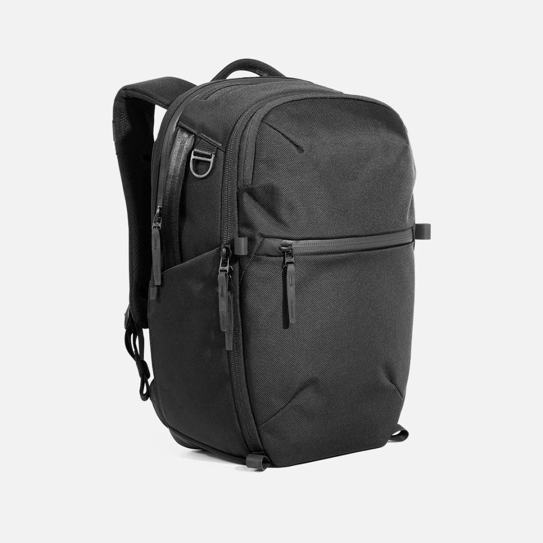 Aer Travel Pack 4上市，三代清仓中：对完官方参数和社区口碑，告诉你哪代更值得买