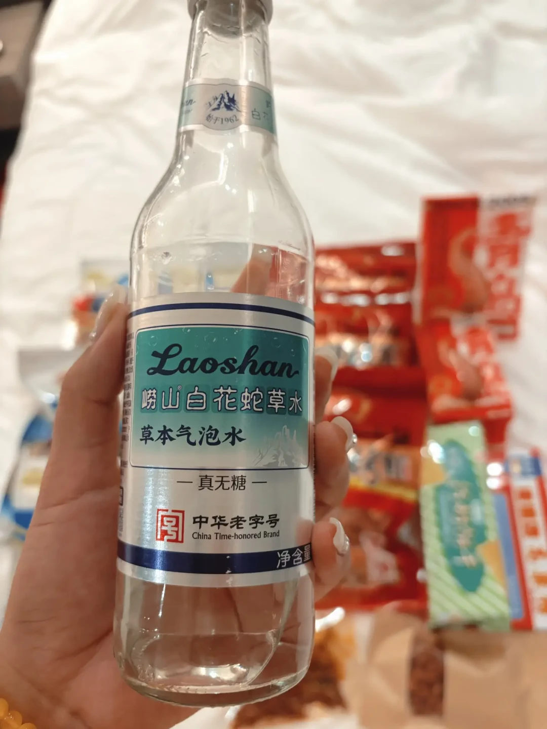 全国景区都在卖同款葛根酥和鲜花饼?翻了40多条本地人爆料帖,总结出“真特产”4步验真法和渠道排序