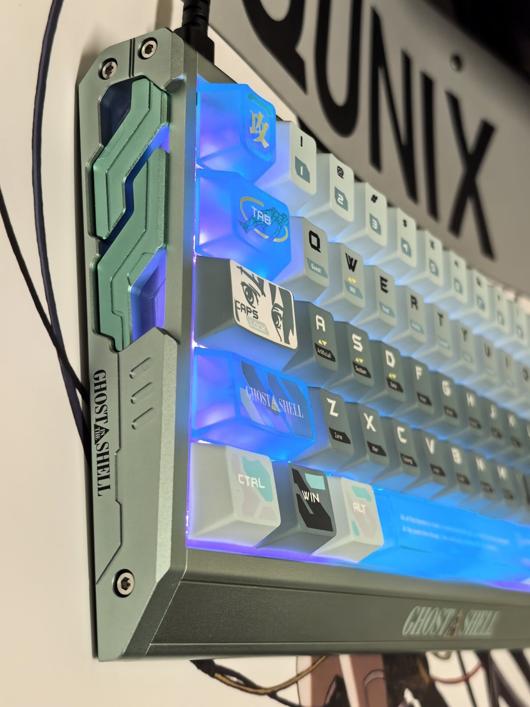 《攻壳机动队》新番开播,联名键盘官方渠道断货:1599元的IQUNIX EV63,IP粉有三条路线
