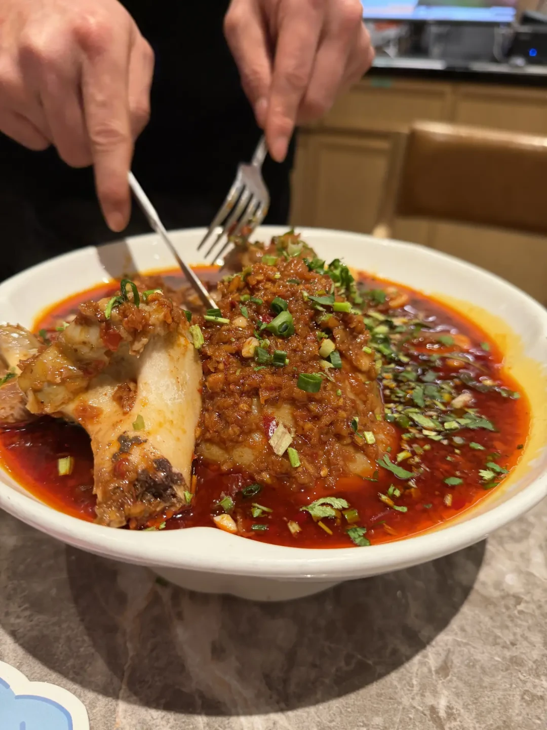 眉州东坡悄悄开遍上海:四川人排队,川渝老饕绕道,到底该信哪边?