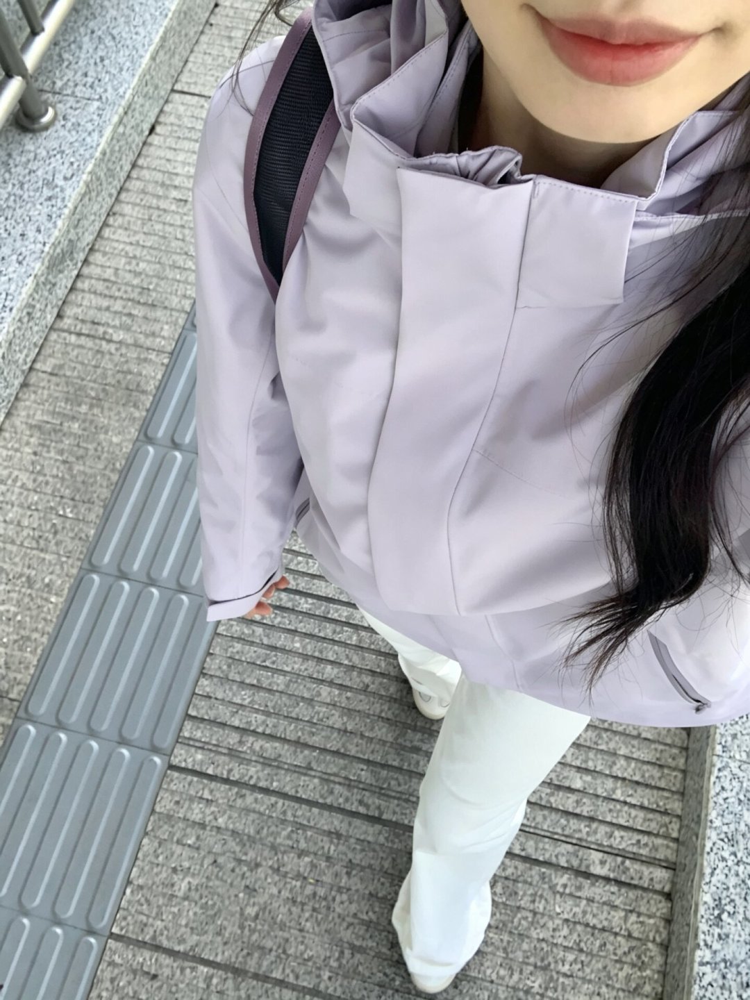 冲锋衣,一半人吹爆、一半人疯狂避雷:对比完两边的帖子,我发现差别就一个问题