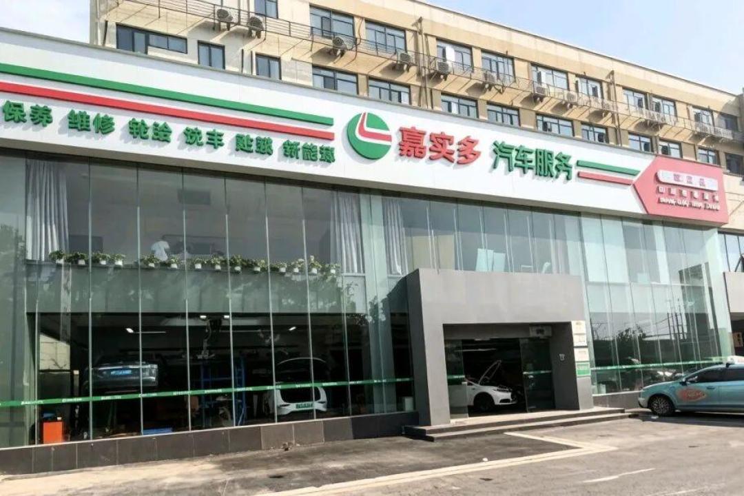 嘉实多说1万公里换,修理厂说7千5就得换:133万浏览的这场换油周期之争,按四个口径一次算清