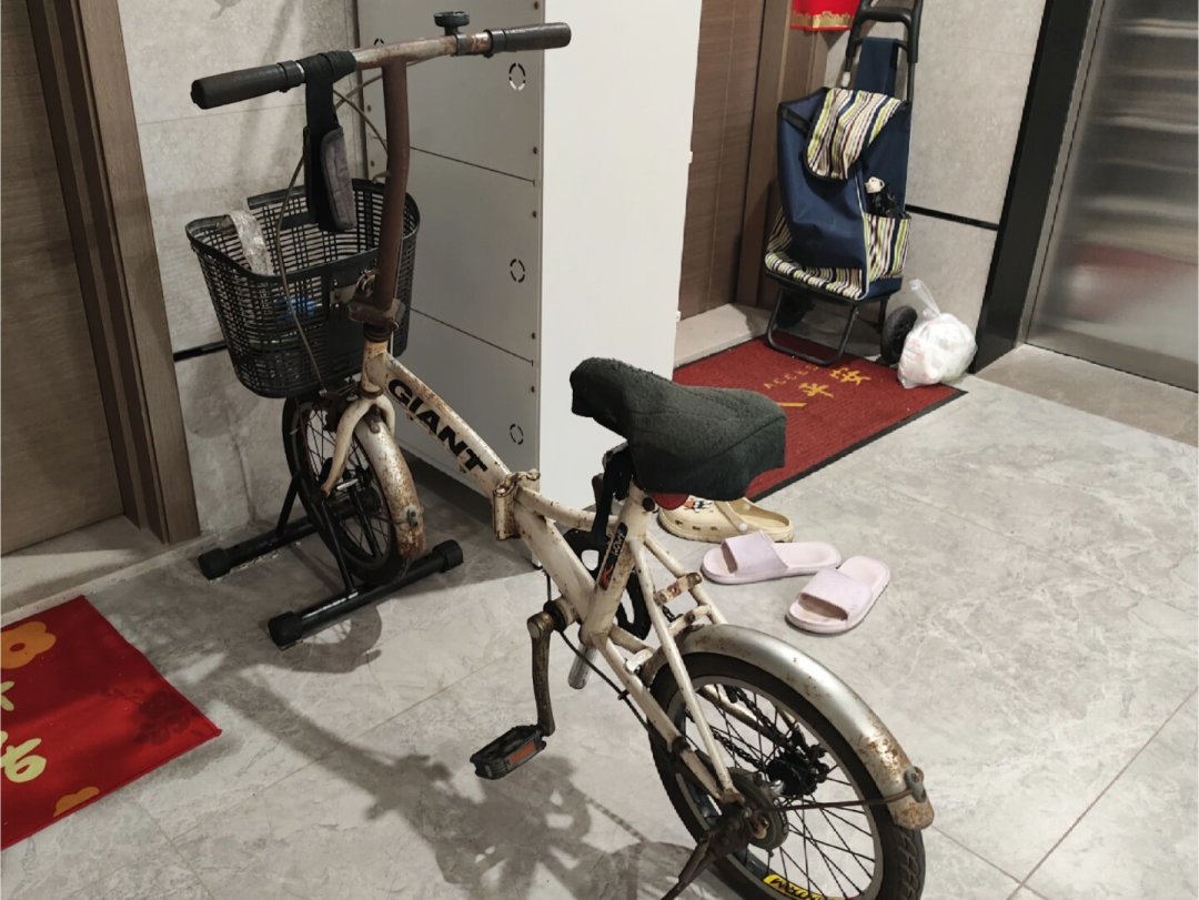 一罐自喷漆吵出180条评论：旧车翻新喷漆，最便宜的百元内，最贵的三千多