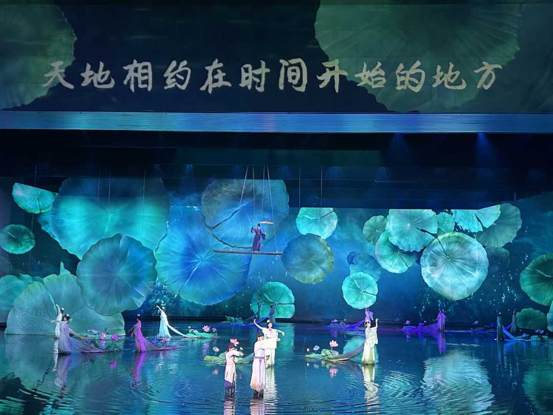 《印象·大红袍》还是新开的《月映武夷》？武夷山夜演出变成二选一，翻完几十条现场评价我把判断线列好了