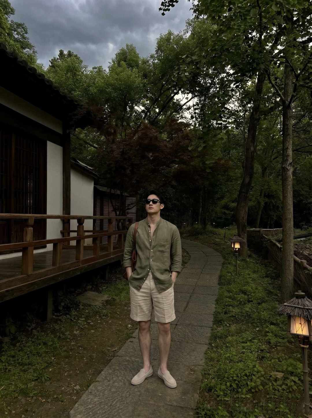 遮肚不是买大一号:中年微胖男士的衣长裤长清单,是从十几篇爆款帖里抠出来的