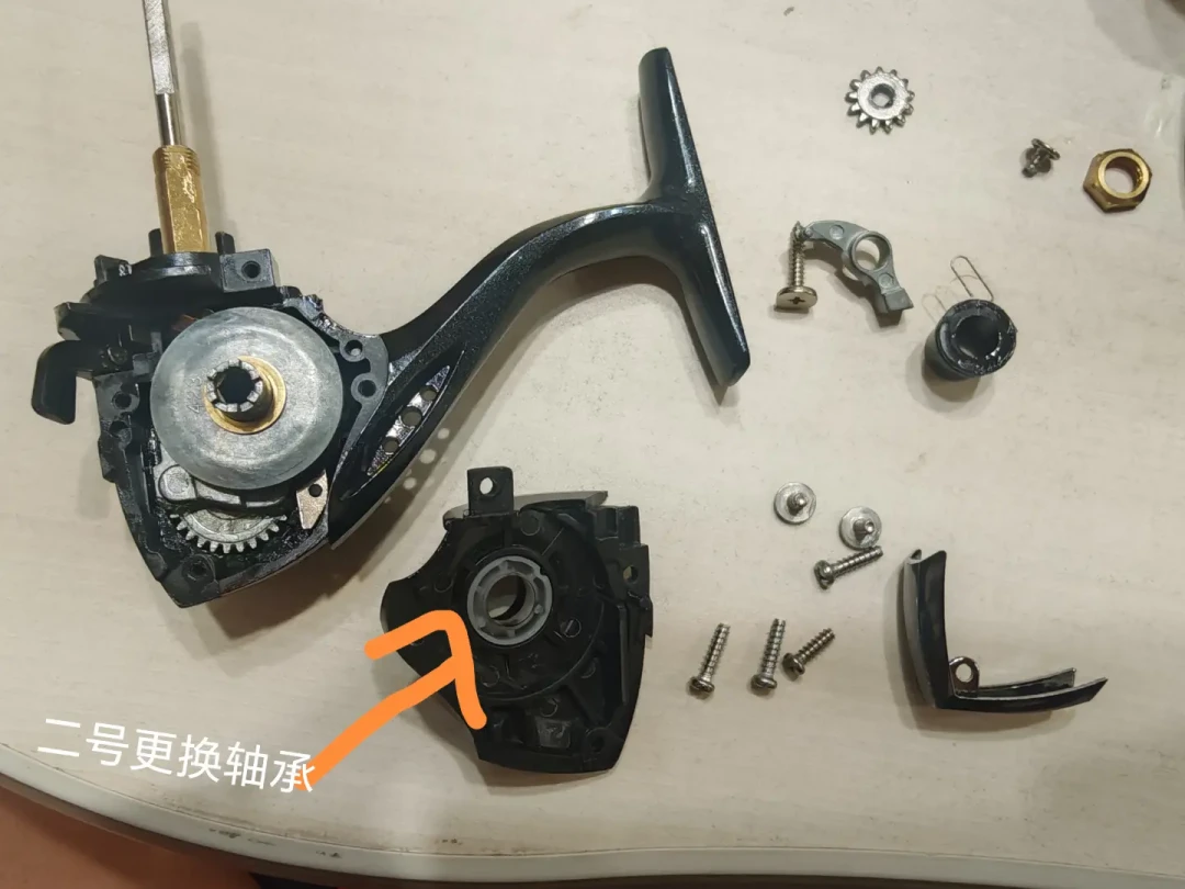 百元轮都在卖“麻花轴密卷”,是捡漏还是坑?看完8条拆解视频我有答案了