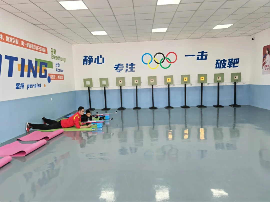 看了杜雨宸夺金,想给孩子报射击班?先看清这3笔账:费用、路线与升学的真相