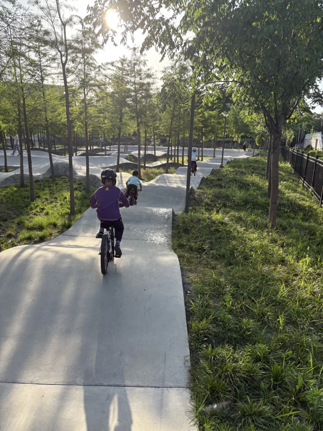 孩子想骑泵道?74条“危害”评论给出统一答案:费钱包——入坑前先算清这三笔账