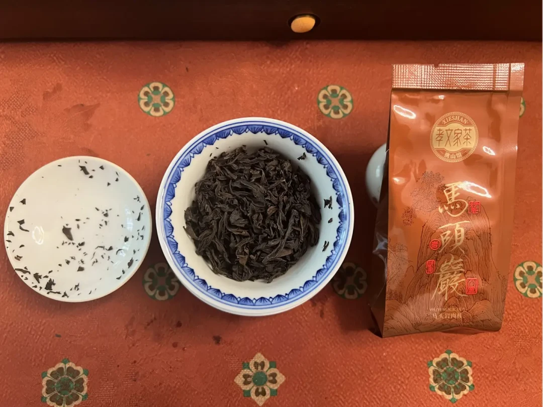 三万一斤的牛肉被夸爆,几百元的限定款被骂“纯割韭菜”:中秋买孝文家茶送礼,先看这篇
