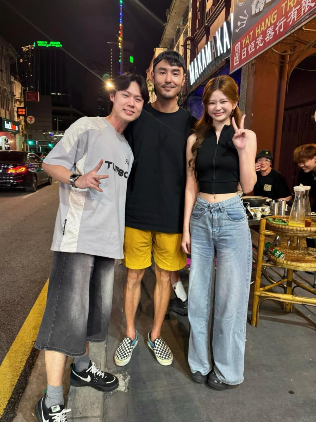 阮经天怎么突然在吉隆坡被疯狂偶遇:周处团队新片开机,《沉默的审判》快上了