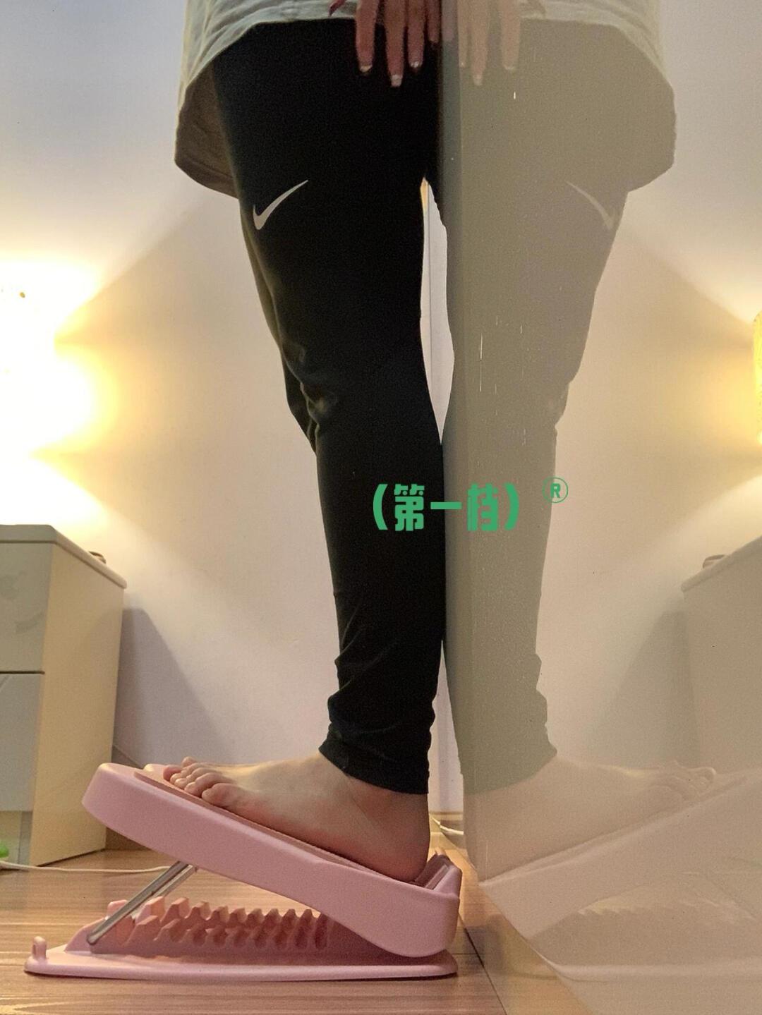 李佳琦带货的拉筋板，被吵了三年