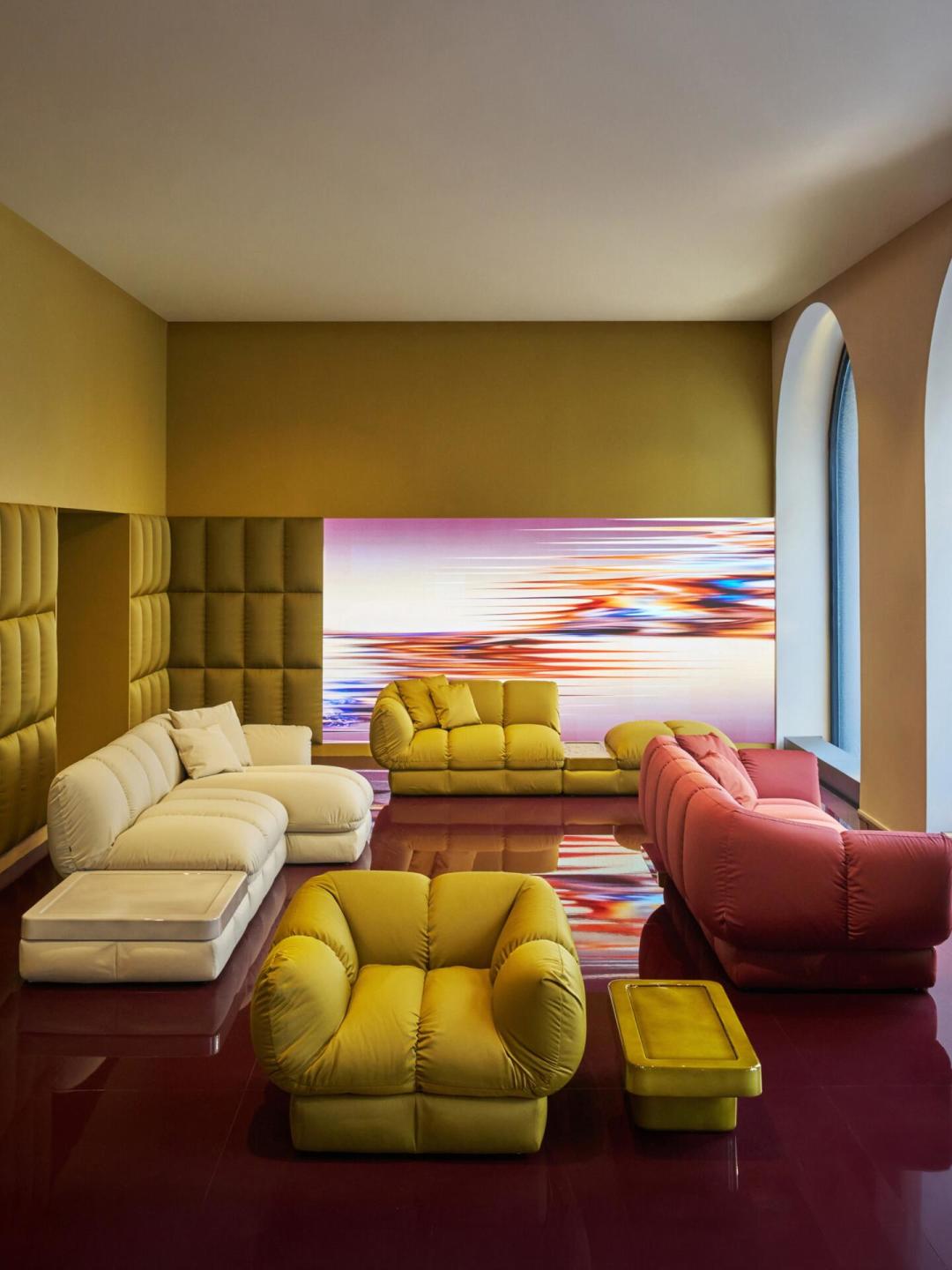 五万的正品「钢牙沙发」也会塌?Cassina Soriana 的结构、价格与复刻差异,一次说清楚