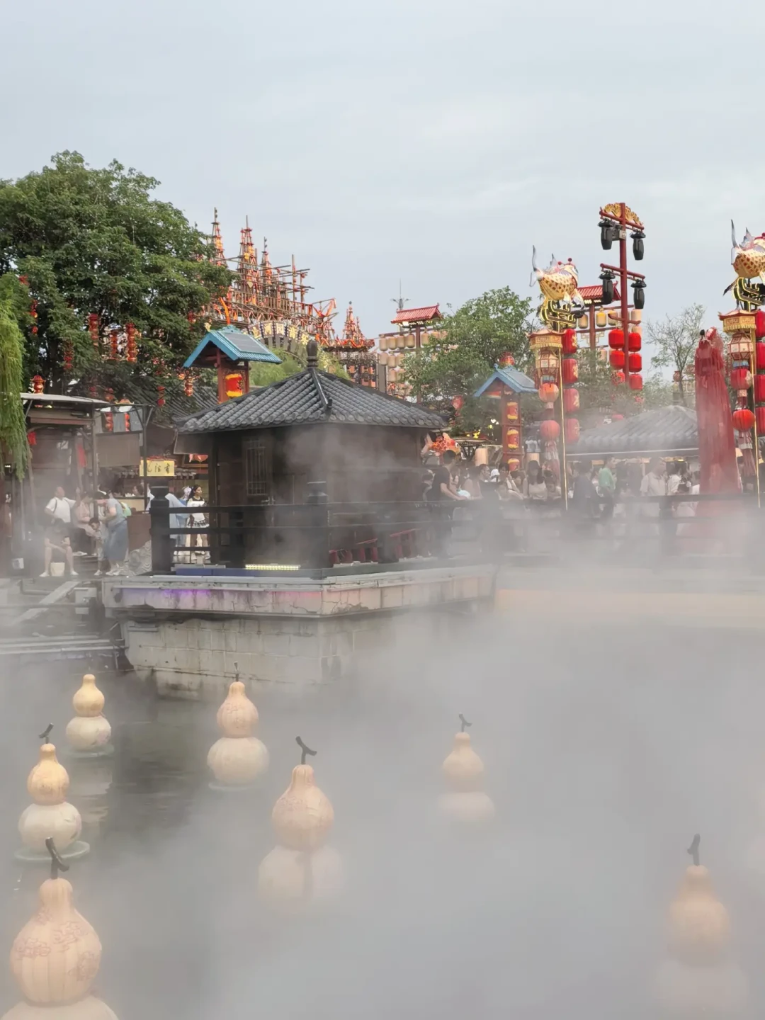 《大宋·东京梦华》还是宋宴？算完这笔账，再决定开封夜场的钱怎么花