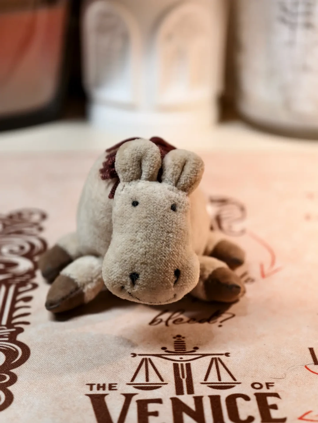 一边10元一只清仓，一边绝版款悄悄涨价：2026年的Jellycat，到底该怎么买？