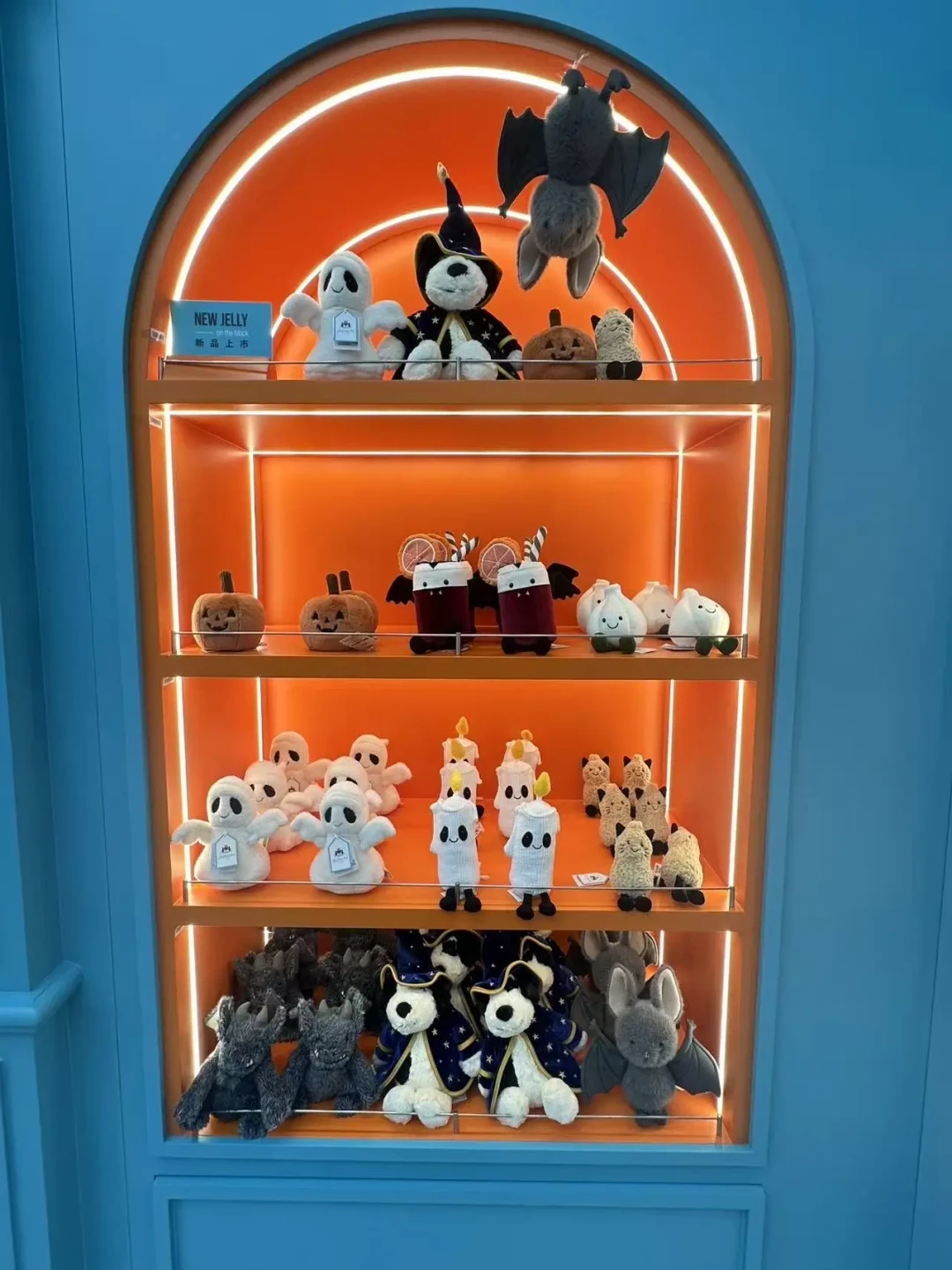 一边10元一只清仓，一边绝版款悄悄涨价：2026年的Jellycat，到底该怎么买？