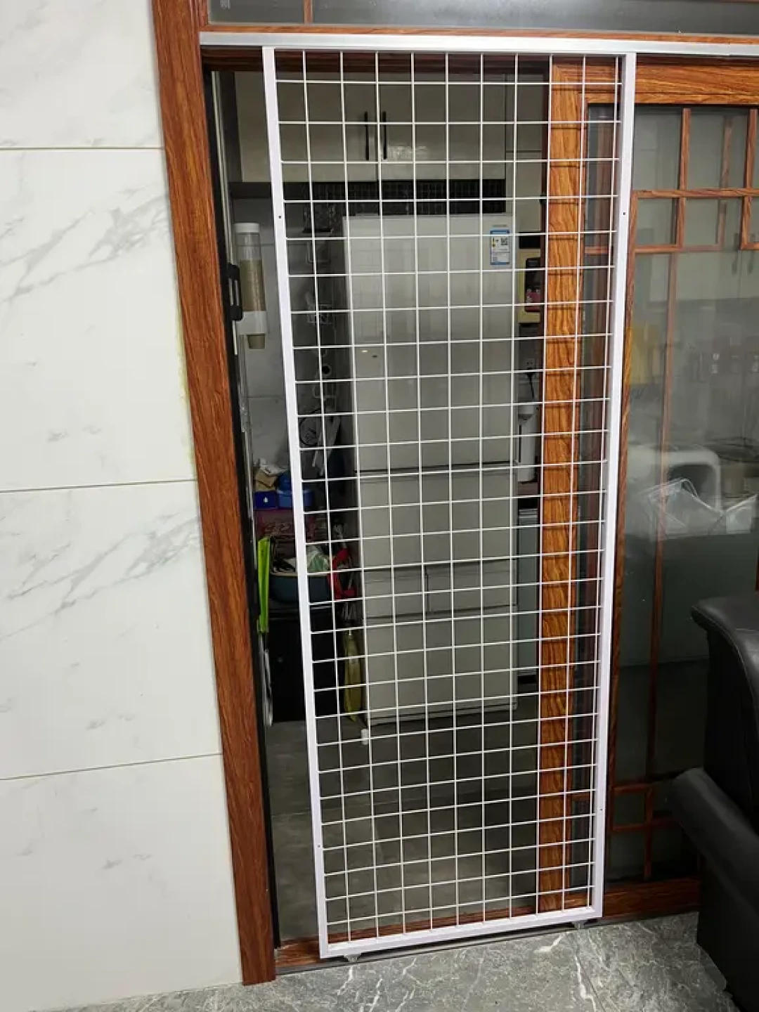 适猫化装修不是多装个猫爬架:翻完三平台上百条帖子,我们建议先把这些看不见的硬装做好