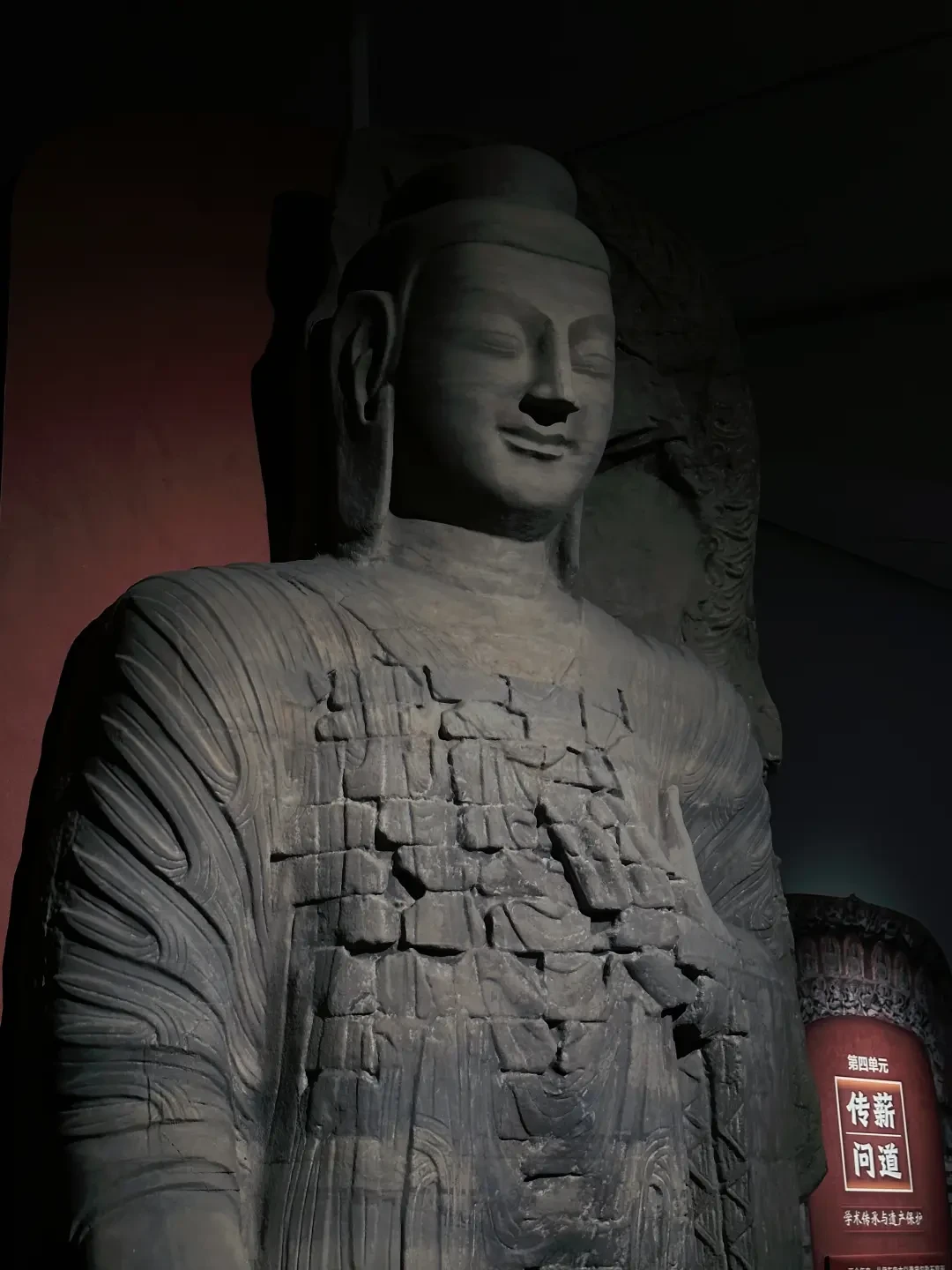 云冈石窟“搬”进了武大:这场免费复刻特展进入最后一个月,值不值得看、该怎么看