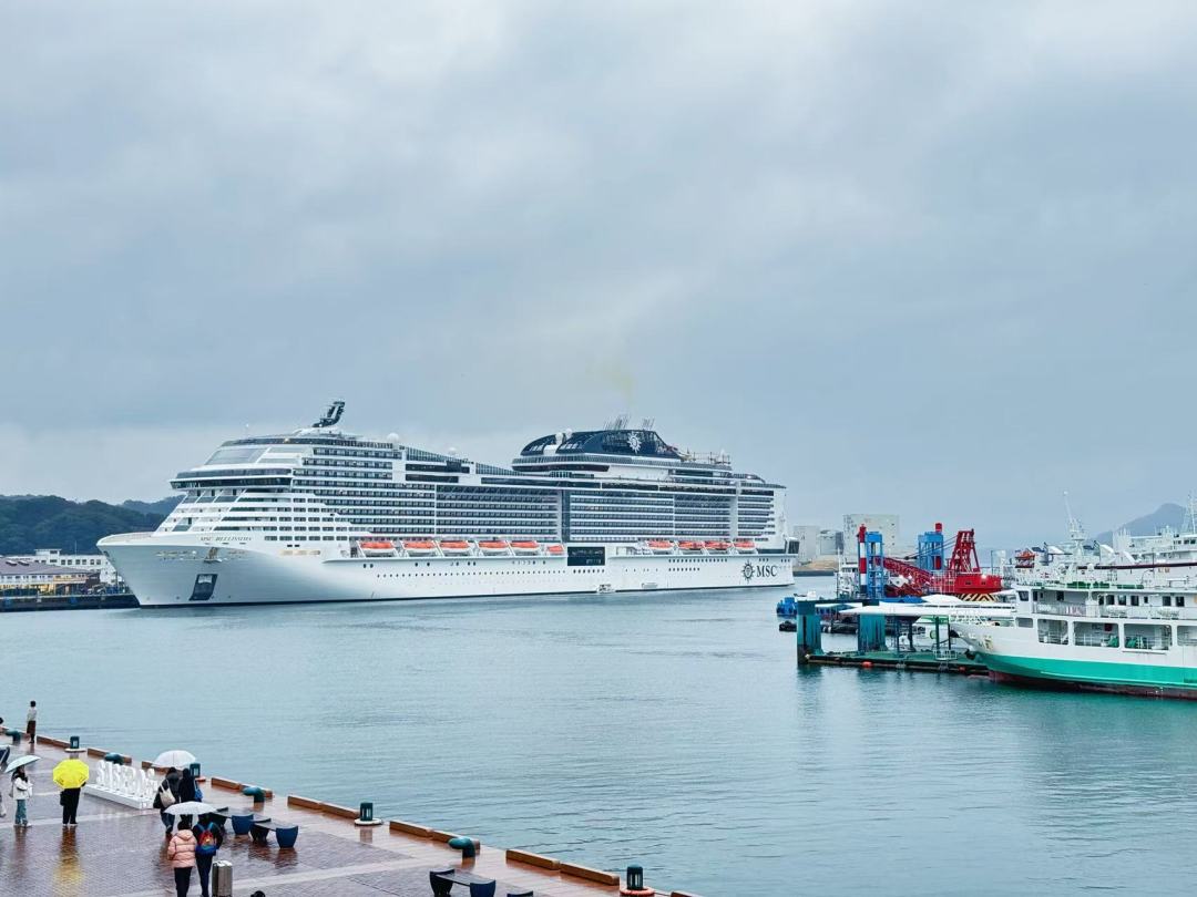 MSC荣耀号国庆航次进入涨价期:内舱、阳台房还是游艇会,我翻完全网真实测评帮你算了这笔账