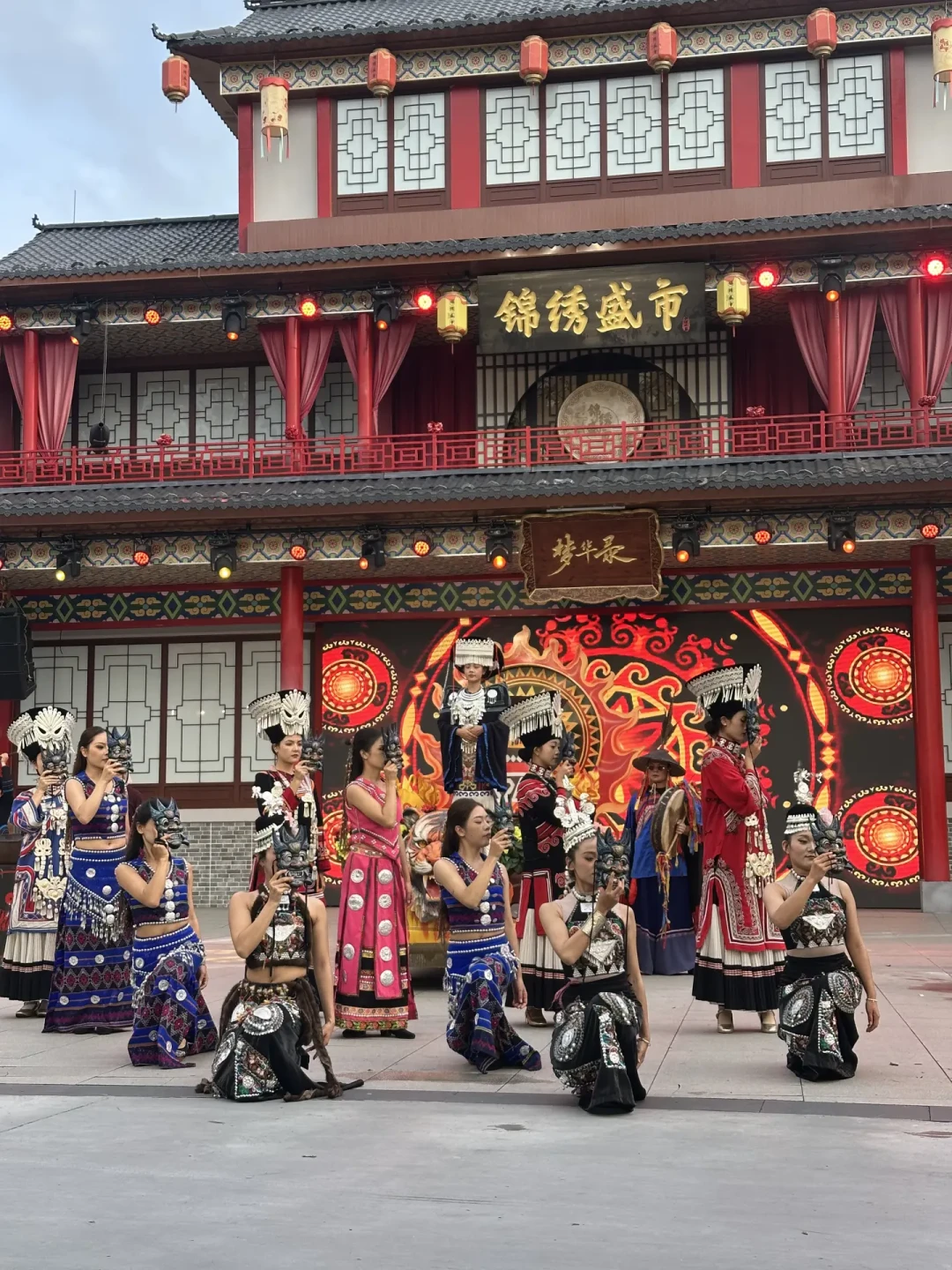 锦绣中华“抢话筒为家乡代言”出圈,8月31日收官剩9天:五十几元的夜场票值得末班车冲吗
