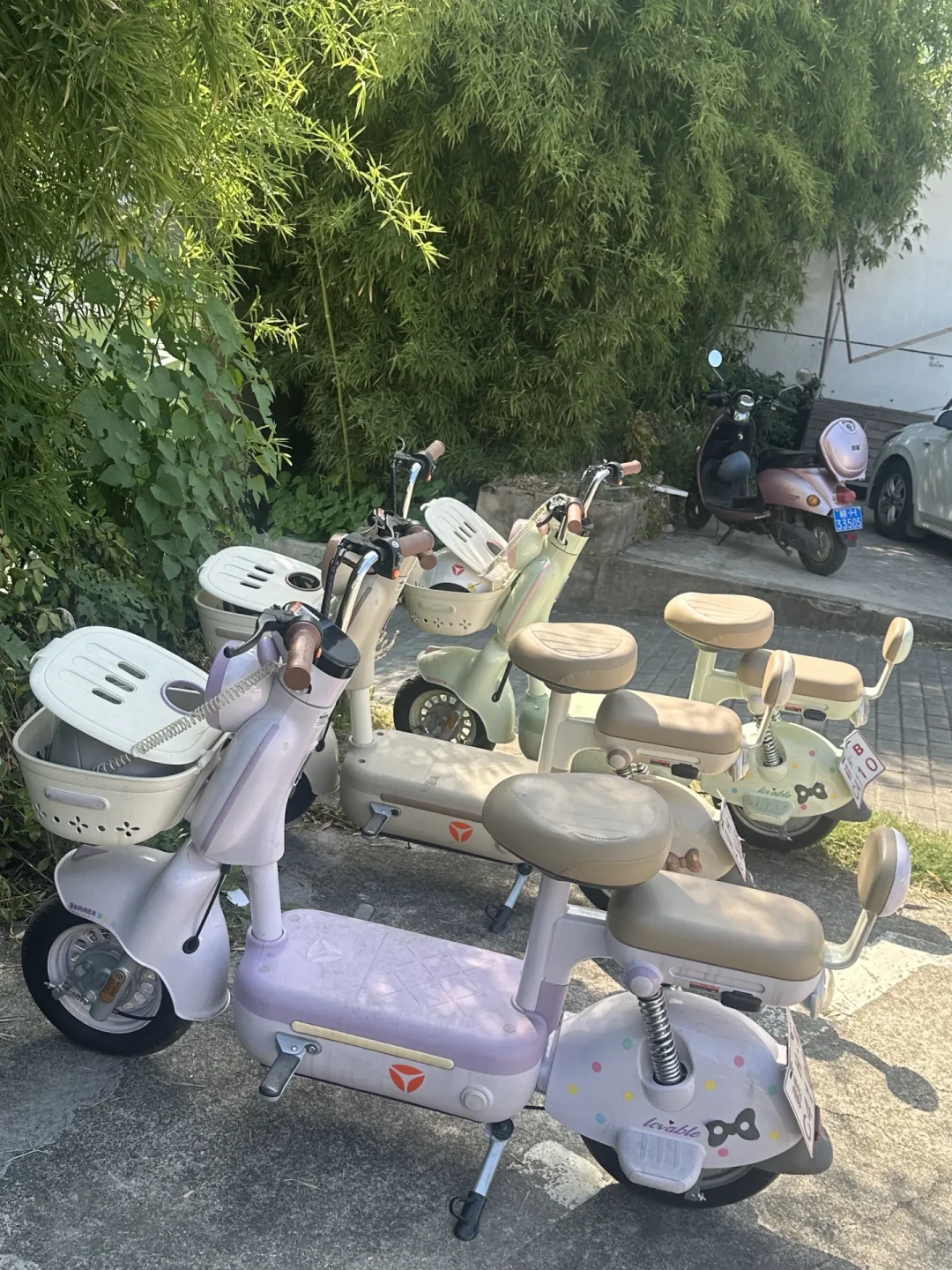 租电动车,日租金是最便宜的部分:翻完20多篇避坑帖和3·15案例,交钱前先做这4件事