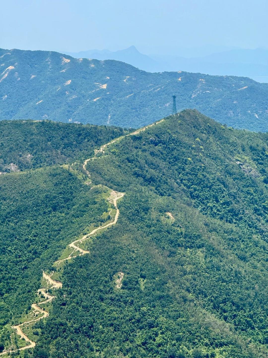 五名学生七娘山遇险获救，台风紧随其后：这个周末，劝你别冲七大穿越