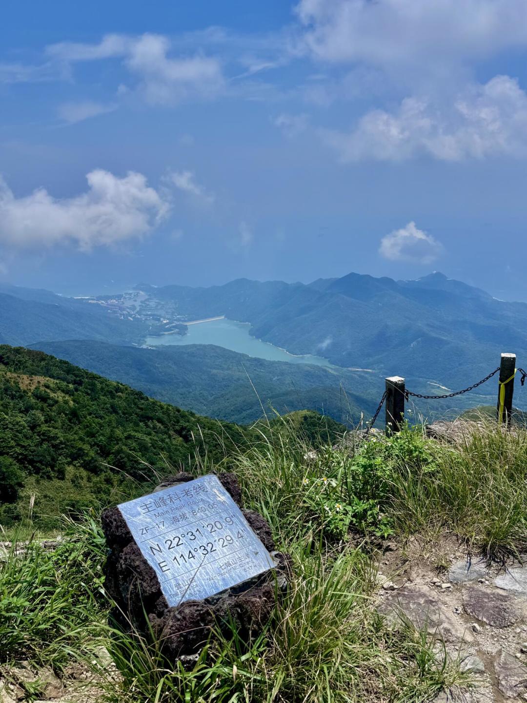 五名学生七娘山遇险获救，台风紧随其后：这个周末，劝你别冲七大穿越