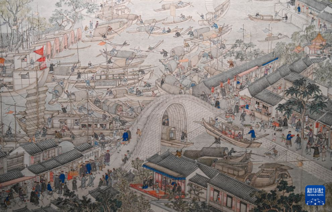 《姑苏繁华图》局部，石拱桥与运河上的船只