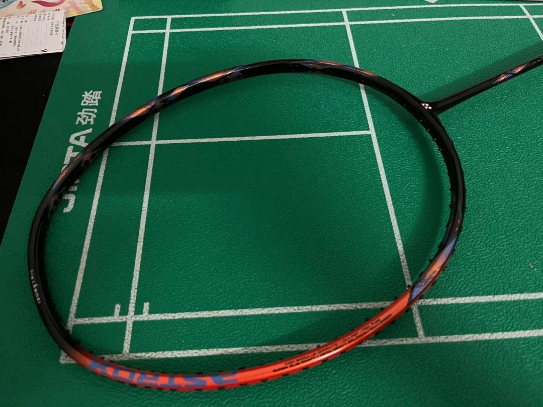 0-2但拼到22-24:王祉怡半年前换的天斧77 Pro,如今是世界前二的同款拍