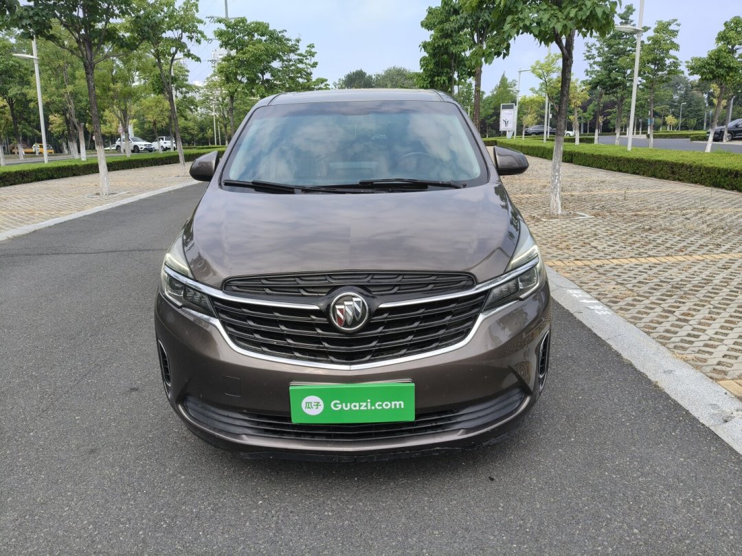 新GL8降到22.99万,二手GL8该抄底了吗?年款档位、价格带、通病避坑一次说清
