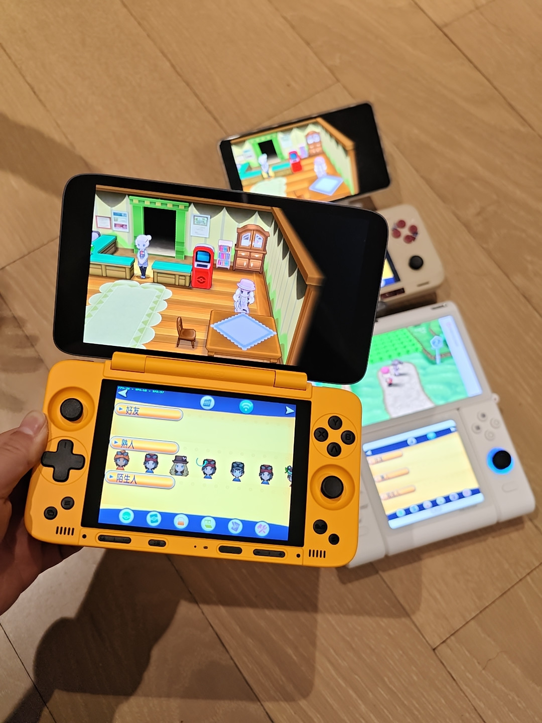 AYANEO Pocket DS 断货大半年终于有货了:“停产”传闻、故障率、第三方暗价这三个问题,我翻了10个月的全网记录