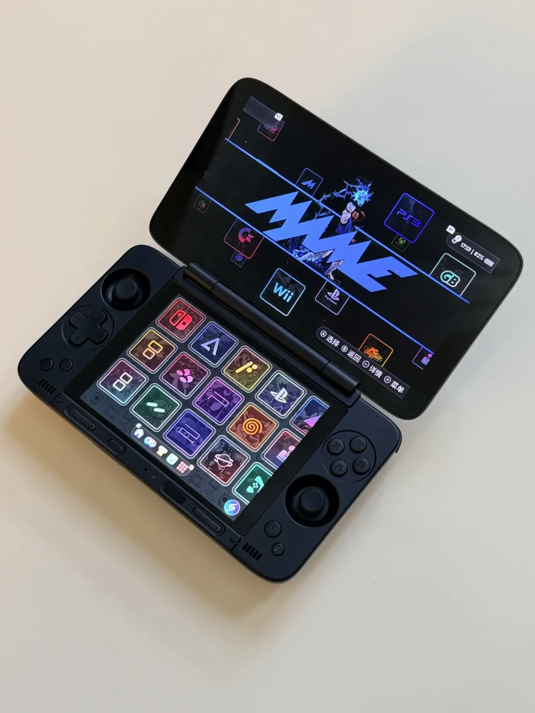 Pocket DS快成“传家宝”了:官方只剩少量预订,第三方半年后来货卖到3499,这台双屏怀旧机还值得上车吗