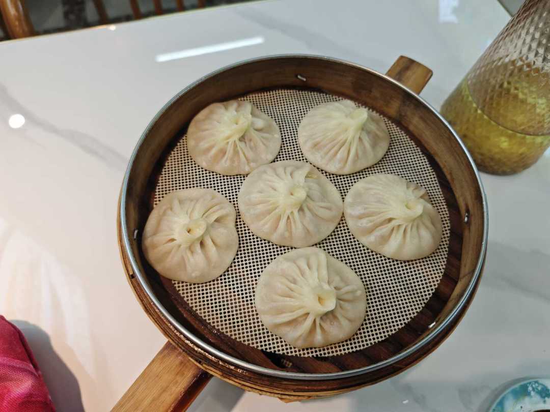 一半人说避雷,开封第一楼的灌汤包还值得专程去吃吗?