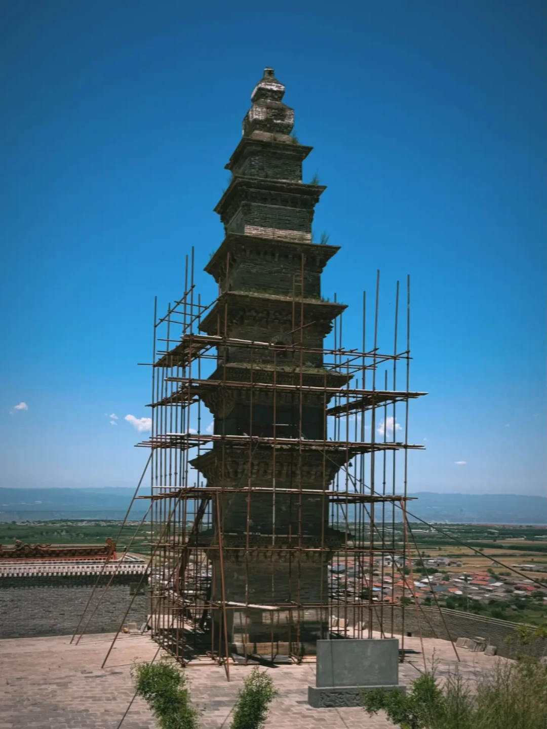 钟馗实机48小时,三处取景古建被认了出来:一处在撑木修缮,一处要打电话,一处40元门票就能进