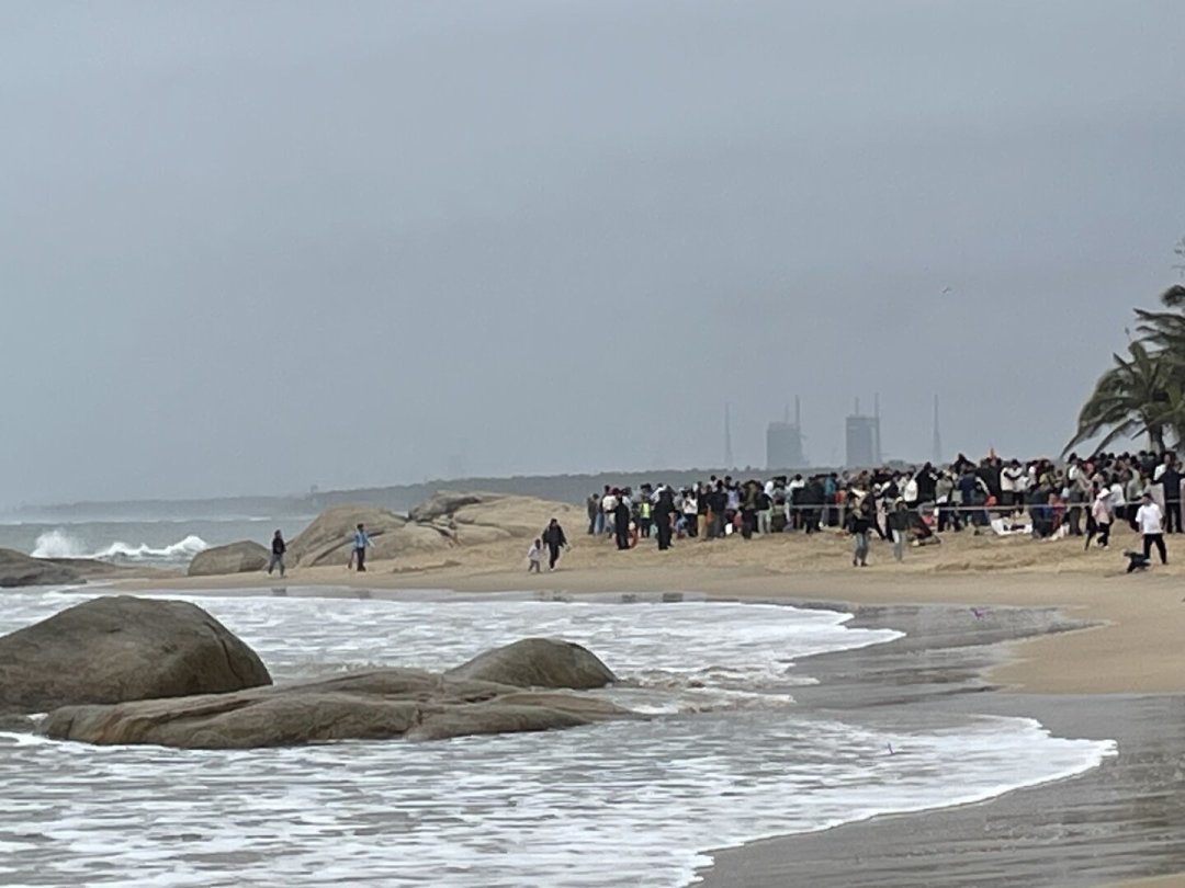 瑞丽限停6小时、阿尔山禁过夜后,床车人还能安心睡哪儿?我梳理了6条合规路线