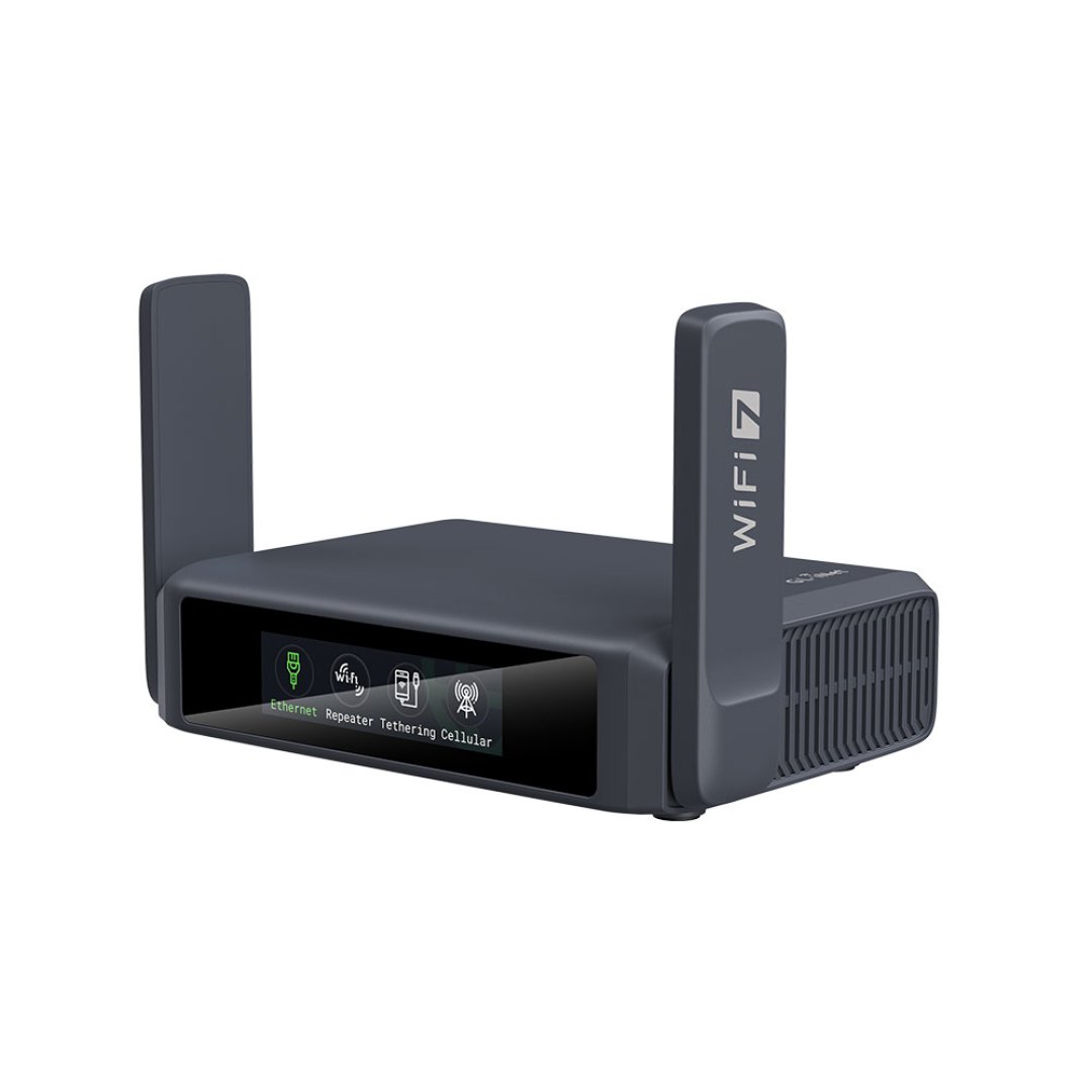 iStoreOS 25.12尝鲜版26个目录，没有一台GL.iNet：想上25先看这三条路