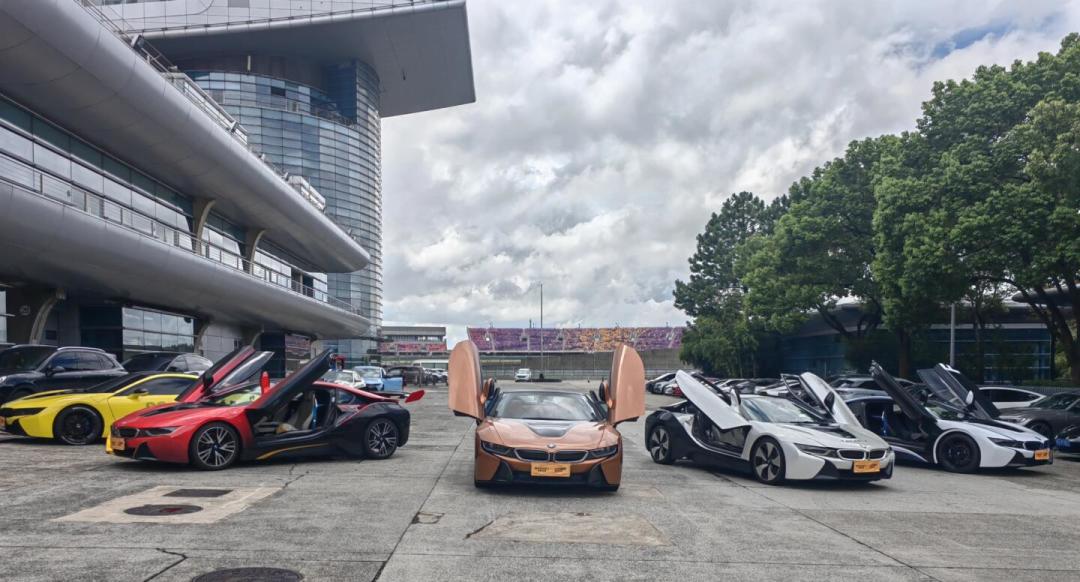 马牌今天在上赛跑圈,一台法拉利用它跑出2:18.968:SC7这个“街胎天花板”,挑人得很