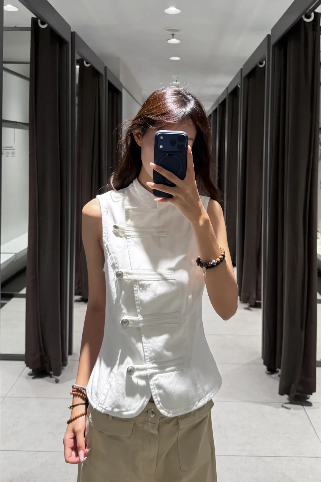 每家都在出拿破仑夹克,有人帅有人像服务员:翻完十几篇试穿帖,把下单前要算的三笔账讲清楚