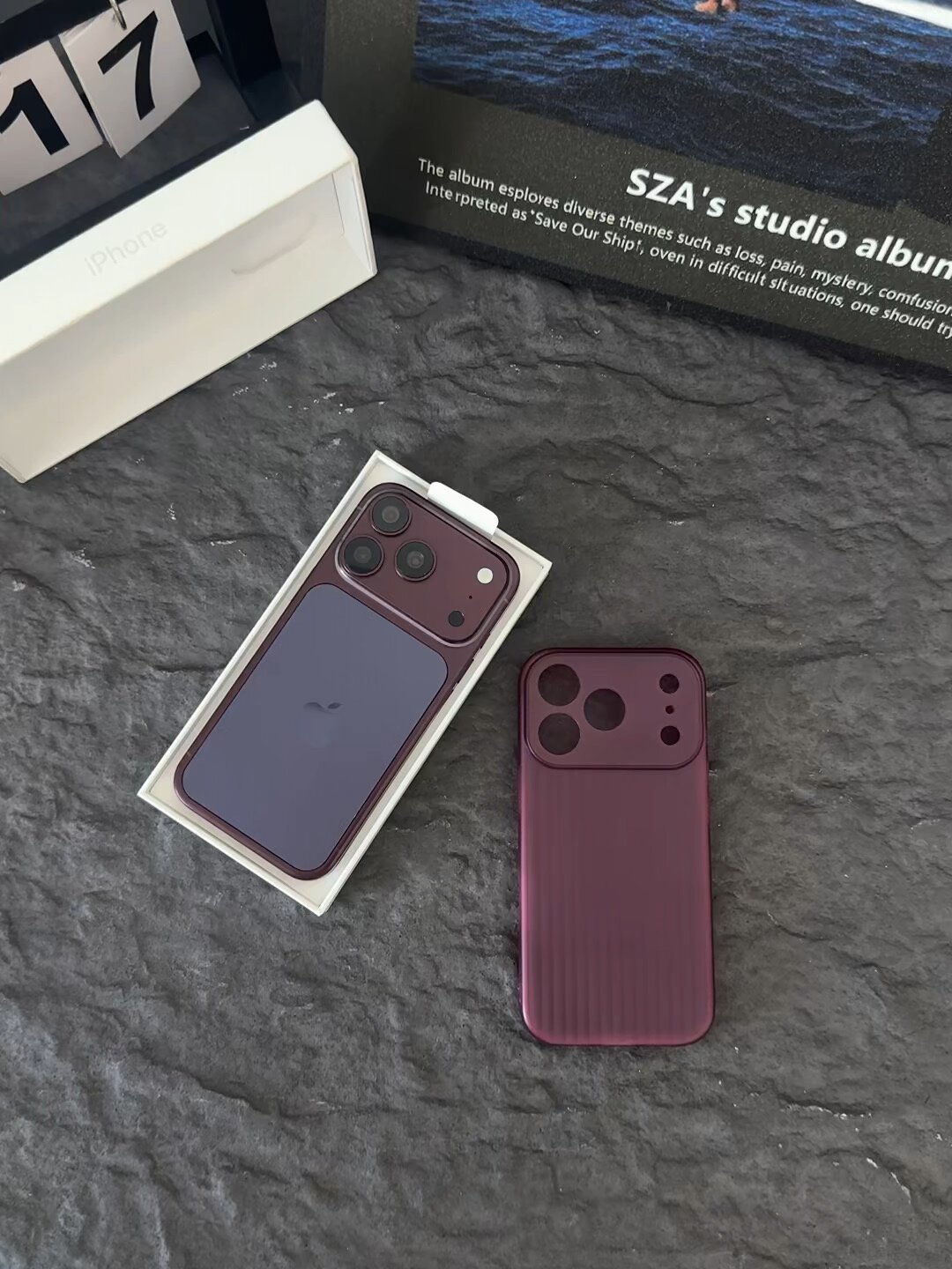 iPhone 18 Pro手机壳泄露上热搜，华强北已开卖现货：外观实锤了，但这些配件别急着买