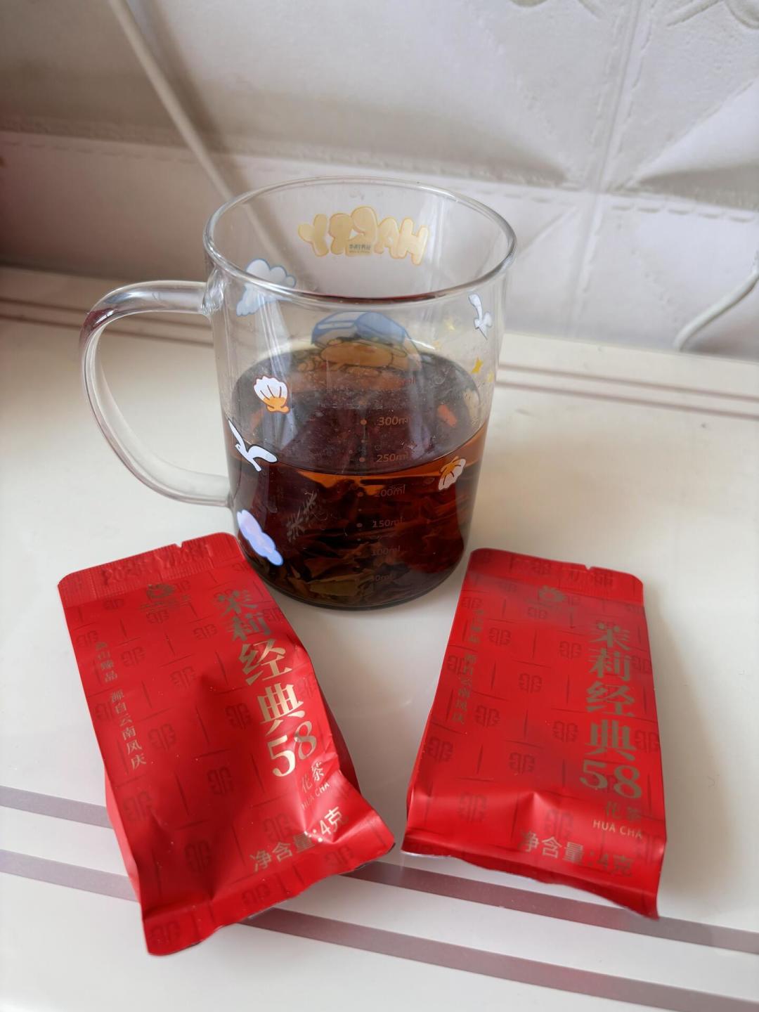 出伏后红茶进入换季期:凤牌今年涨价又上新,秋冬囤茶前先把这笔账算明白
