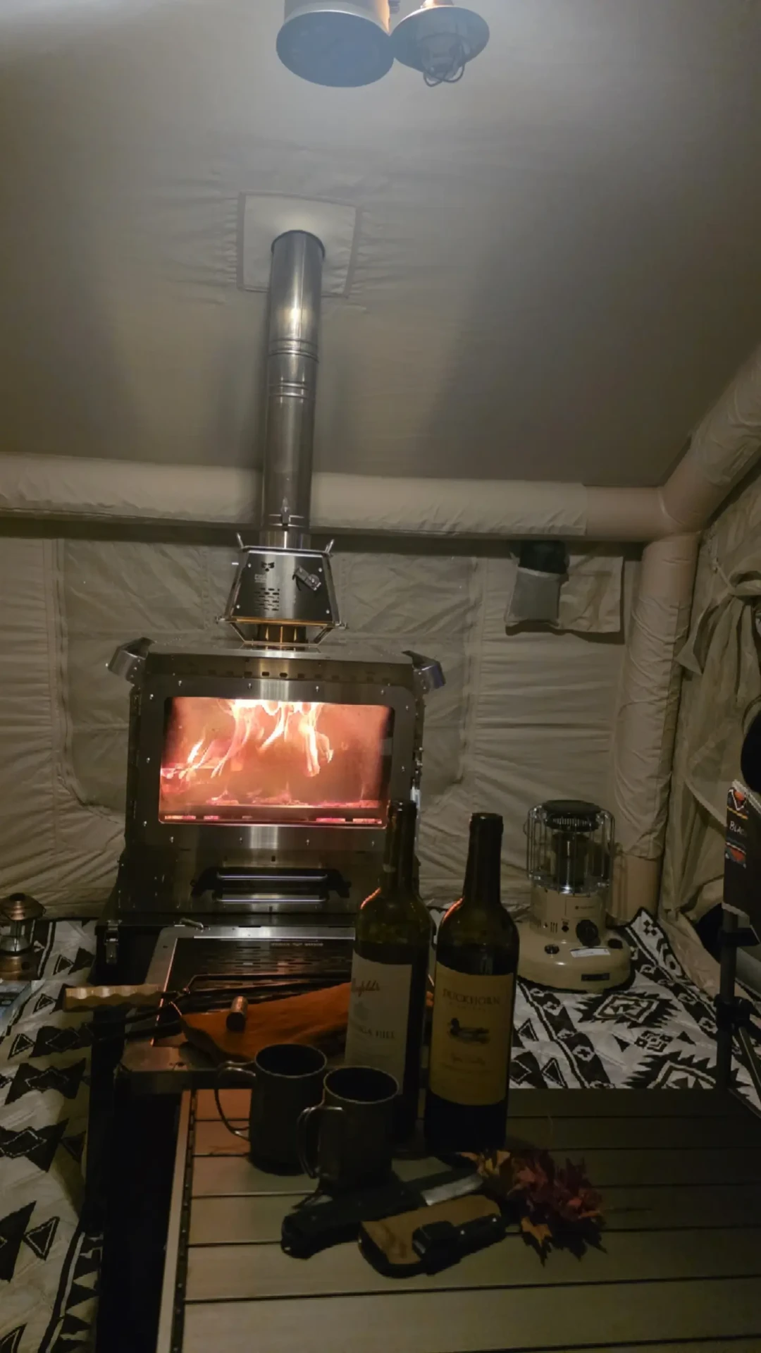 帐外-5℃,帐内25℃:但多数人的第一场秋季露营过夜,根本不用点炉子