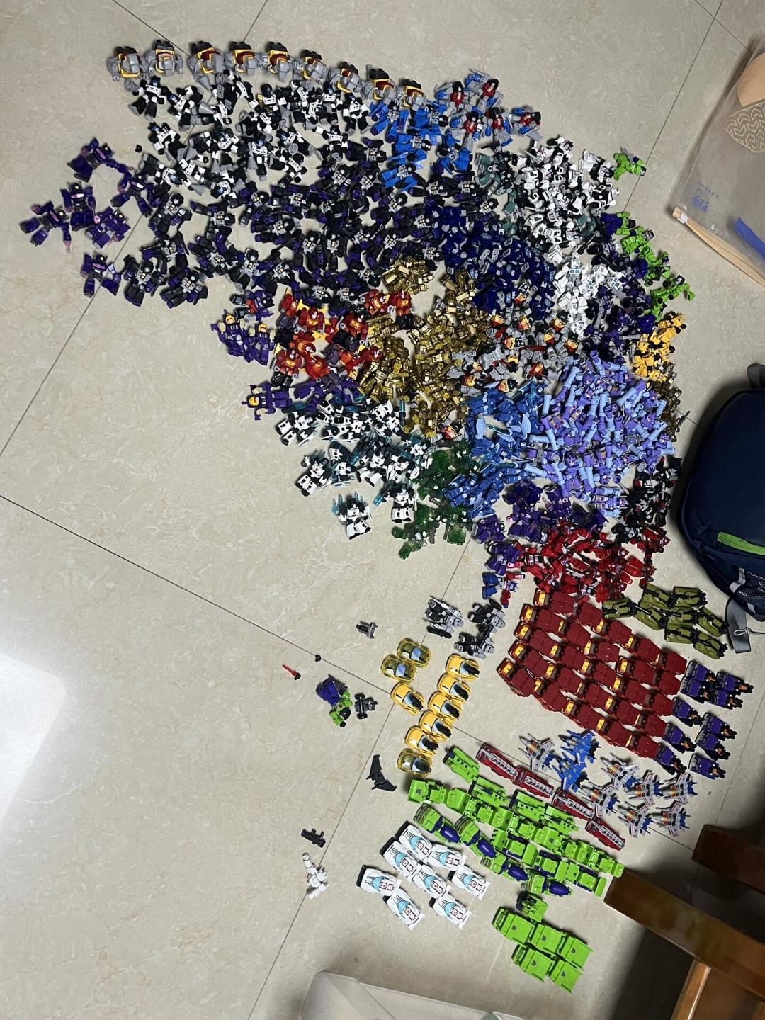 拉布布暴跌87%,星星人照样秒罄:这轮跳水不砸所有人,三类潮玩三种动作