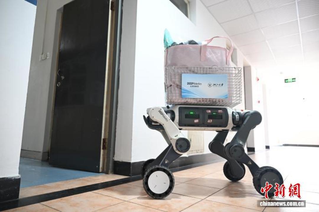 “山寨新生群”被多所高校点名卖电话卡,但这还是最浅的坑:核对50多条帖子,算清一张校园卡的三种价格